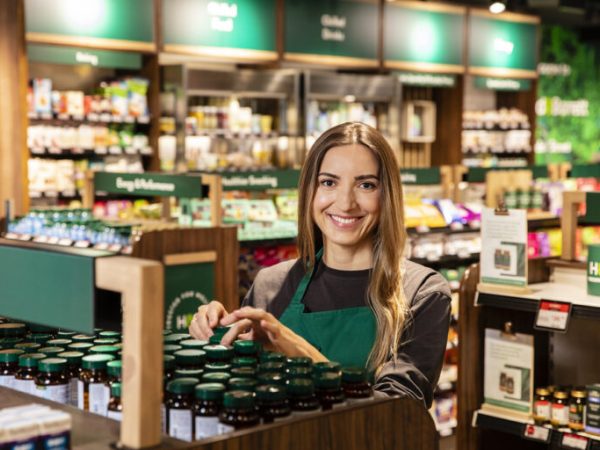 Holland & Barrett climbs higher in UK’s top ten for customer satisfaction